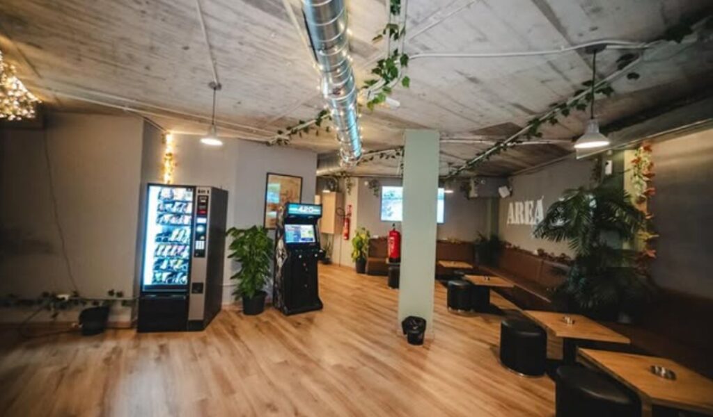 Area 420 Cannabis Club Barcelona – Best Private Cannabis Lounge